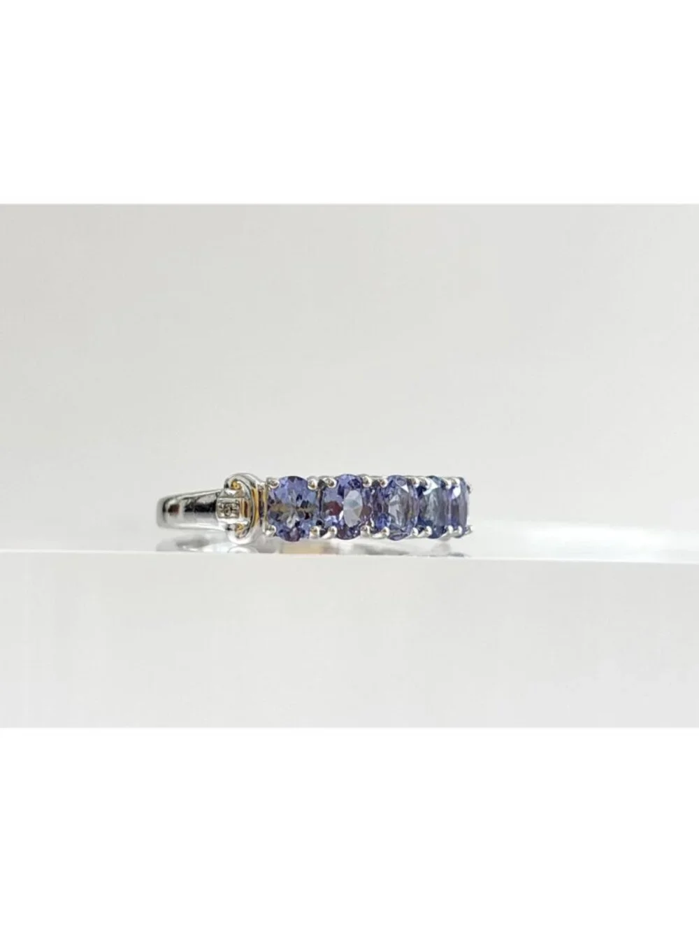 Tanzanite Gemstone Oval Cut Row Set Sterling Silver 925 Vintage Ring - sz 8